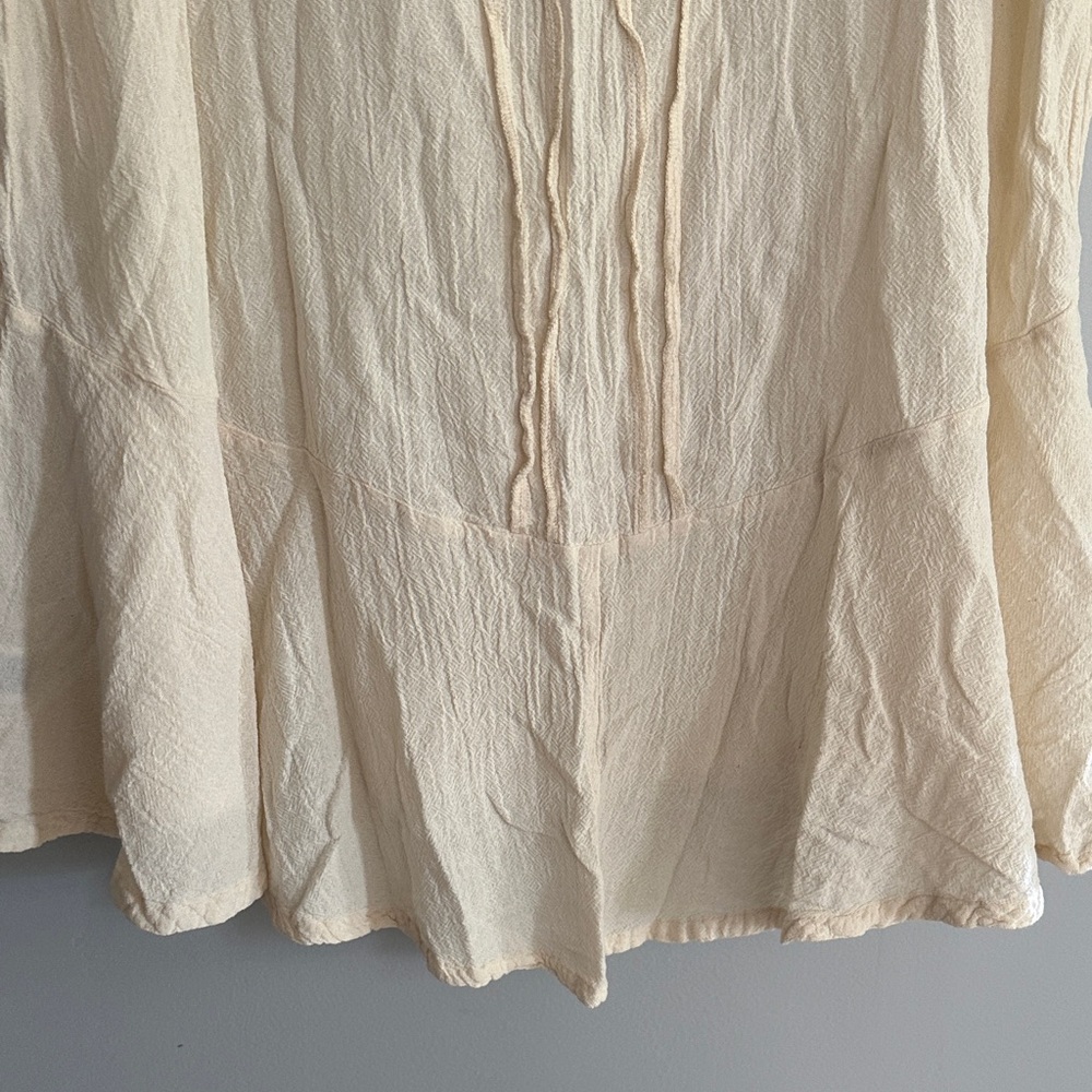 Oh My Gauze! Cream V-Neck Textured Tunic Top size 1 - Picture 12 of 13